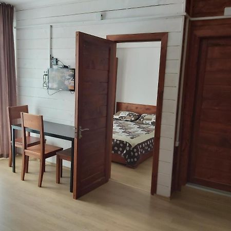 Hotel Mgzavrebi บาคูเรียนี ภายนอก รูปภาพ